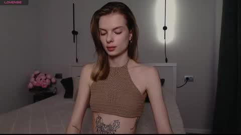 ly lydia online show from February 19, 3:50 am