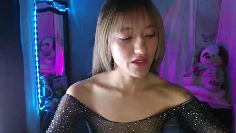 Call me Lia  online show from September 11, 10:22 pm