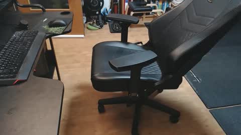 lycraboy123 online show from December 21, 7:26 am