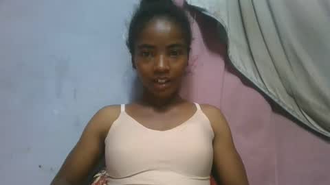 lydie856696 online show from April 19, 4:57 am