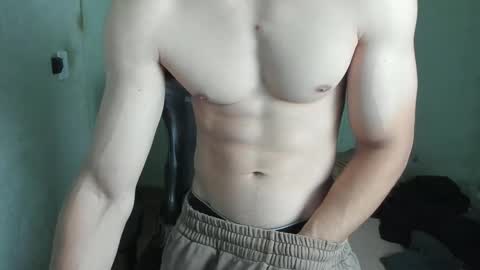 Snapshot of lyg7 chatting on October 16, 11:47 pm Gothdaddy online show from October 16, 11:47 pm