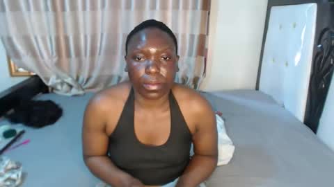 lyiajee online show from October 19, 9:14 am