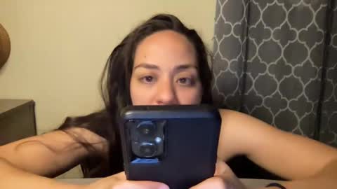 Snapshot of lylajades chatting on February 24, 3:55 am Olivia online show from February 24, 3:55 am