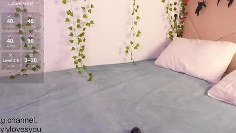 Lyly   online show from October 17, 5:44 am