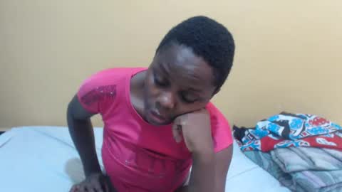 lyn_anna online show from February 25, 12:05 pm
