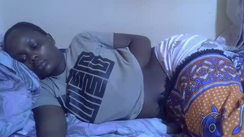 lyn_anna online show from January 11, 6:41 am