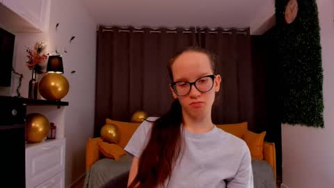 Sara online show from February 24, 10:47 pm