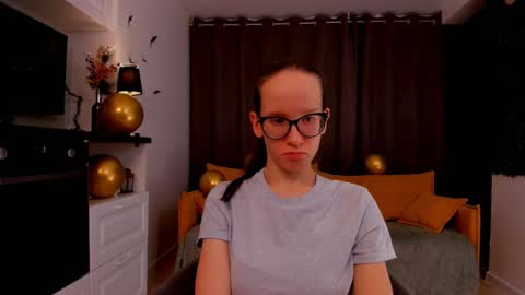 Sara online show from February 24, 7:41 pm