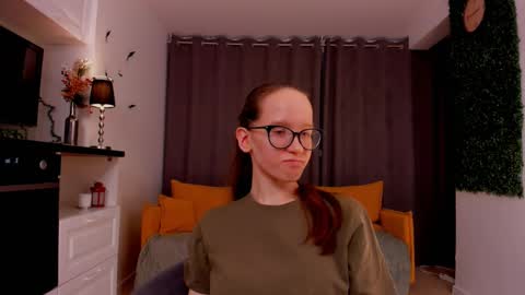 Sara online show from February 22, 7:14 pm