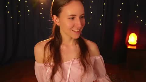 Lynn online show from February 14, 5:14 pm