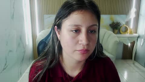 lyrafrost_s online show from May 20, 2:56 pm