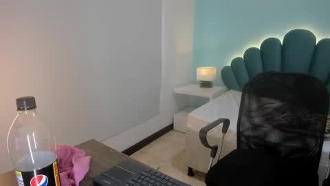 lysayrise online show from January 30, 2:25 pm