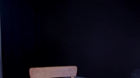 lyssan_xo online show from October 5, 10:17 pm