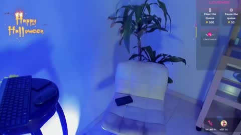 Mila online show from October 10, 9:41 pm