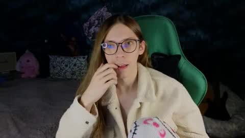 m1shq online show from September 23, 11:11 pm