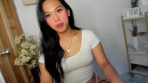Snapshot of m1ssjanelana69 chatting on September 14, 11:17 pm Janelovesu online show from September 14, 11:17 pm