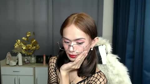 Cutie Yassie online show from December 2, 12:24 pm