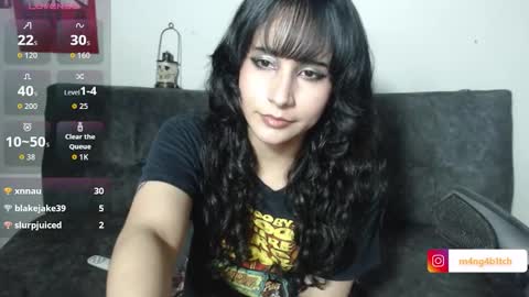 Snapshot of m4ng4b1tch chatting on September 9, 7:19 am m4ng4b1tch online show from September 9, 7:19 am