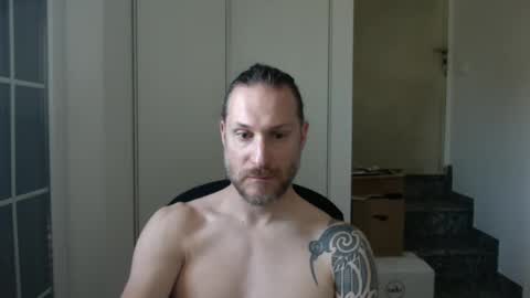 Snapshot of m4rduk81 chatting on January 29, 7:57 am m4rduk online show from January 29, 7:57 am