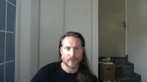 Snapshot of m4rduk81 chatting on December 14, 9:40 am m4rduk online show from December 14, 9:40 am