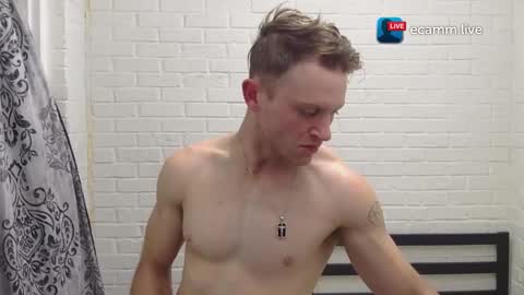 Snapshot of m831481 chatting on December 9, 9:17 am Hotandhairy online show from December 9, 9:17 am