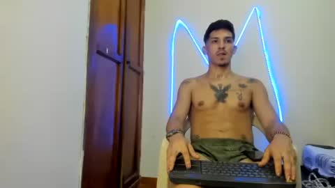 itgram pezlo josue online show from December 15, 8:05 pm