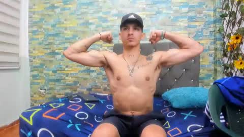 Snapshot of maaster420 chatting on February 9, 5:19 am itgram pezlo josue online show from February 9, 5:19 am