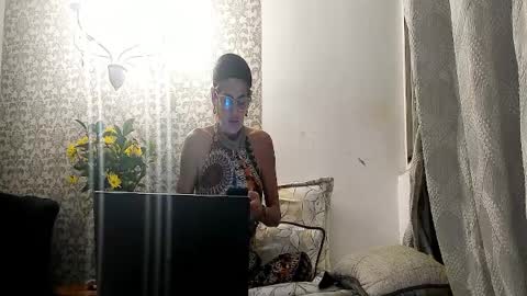 mabel online show from April 4, 11:45 pm