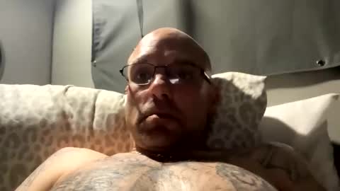 mac402992 online show from November 8, 3:20 am