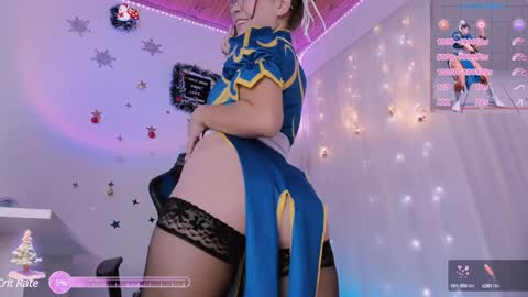 Snapshot of maca_rena_ chatting on December 10, 4:49 pm MacarenaIndependent model online show from December 10, 4:49 pm