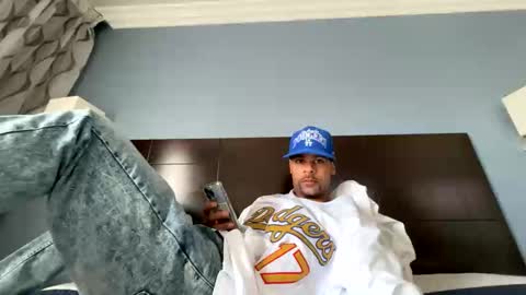 macdollors online show from September 28, 7:45 pm