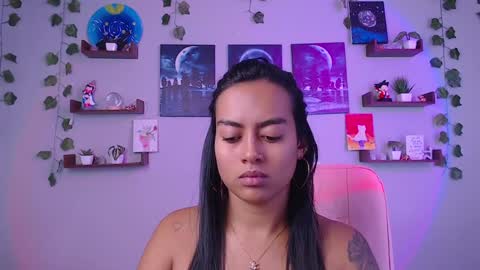 Macey Elliot Modelo Independiente online show from February 8, 4:04 pm