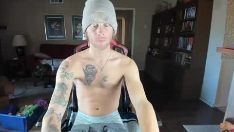 Snapshot of machinecumkelly69 chatting on January 23, 7:29 pm machinecumkelly69 online show from January 23, 7:29 pm