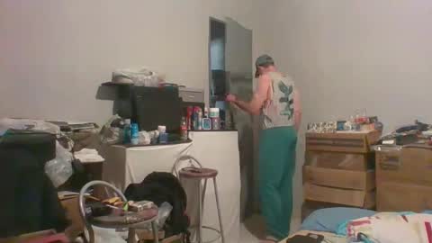 Snapshot of machoalex chatting on September 17, 12:08 pm MACHOLIVRE online show from September 17, 12:08 pm