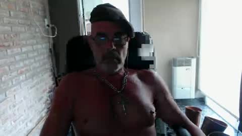 MACHO BUSCADOR online show from February 17, 12:16 pm