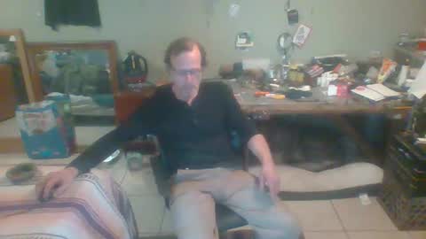 mackdog1369 online show from January 14, 11:37 pm
