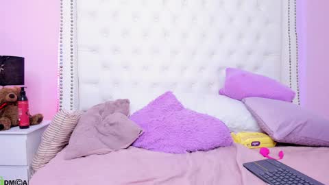 Mackenzie online show from January 31, 8:32 am