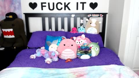 Mackenzie Wolfe online show from January 28, 7:32 am