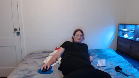 Rachel online show from August 2, 8:49 am