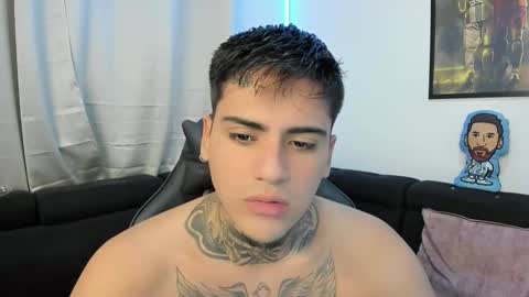 Snapshot of mad_maxxx1 chatting on March 2, 11:09 pm max online show from March 2, 11:09 pm