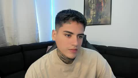 Snapshot of mad_maxxx1 chatting on February 4, 1:48 pm max online show from February 4, 1:48 pm