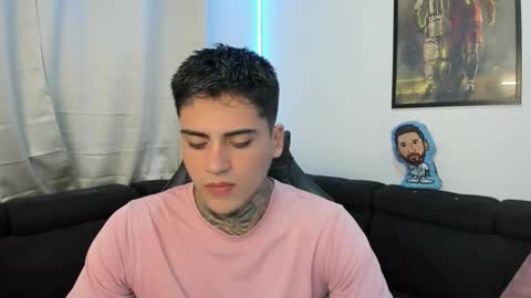 Snapshot of mad_maxxx1 chatting on March 1, 10:42 pm max online show from March 1, 10:42 pm