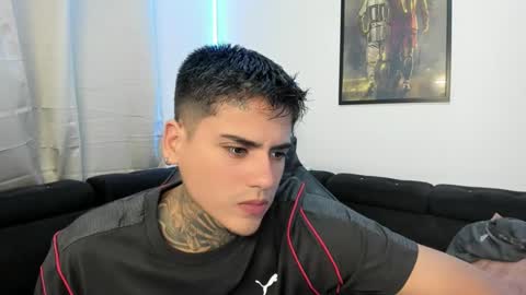 Snapshot of mad_maxxx1 chatting on February 6, 11:58 pm max online show from February 6, 11:58 pm