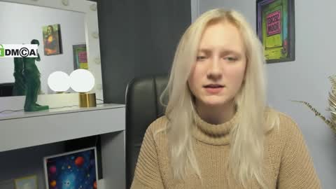 Snapshot of madam_ulis chatting on February 3, 3:06 pm Ulis online show from February 3, 3:06 pm