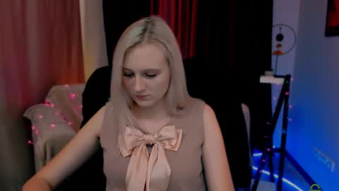 Snapshot of madam_ulis chatting on January 27, 3:39 pm Ulis online show from January 27, 3:39 pm