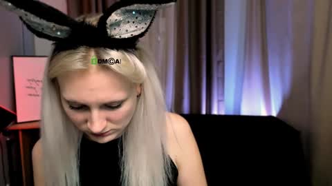Snapshot of madam_ulis chatting on January 31, 7:18 pm Ulis online show from January 31, 7:18 pm