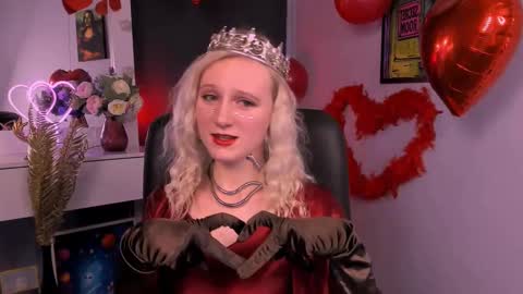 Snapshot of madam_ulis chatting on February 14, 10:59 am Ulis online show from February 14, 10:59 am