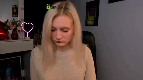 Snapshot of madam_ulis chatting on February 27, 10:22 am Ulis online show from February 27, 10:22 am