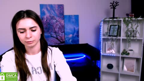 Snapshot of madam_ulis chatting on January 16, 5:01 pm Ulis online show from January 16, 5:01 pm