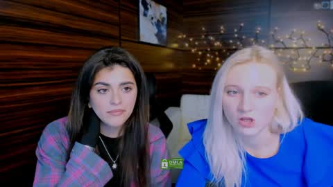 Snapshot of madam_ulis chatting on January 21, 11:46 am Ulis online show from January 21, 11:46 am